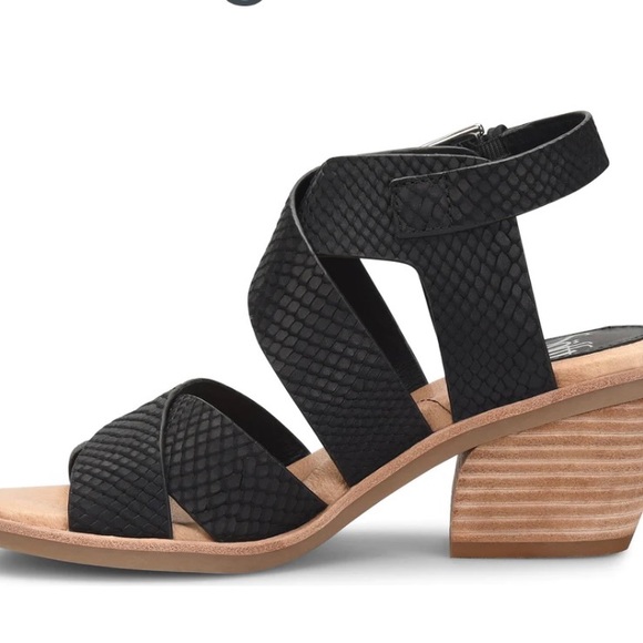 Sofft Pesha in Black Snake 11M - Picture 8 of 12